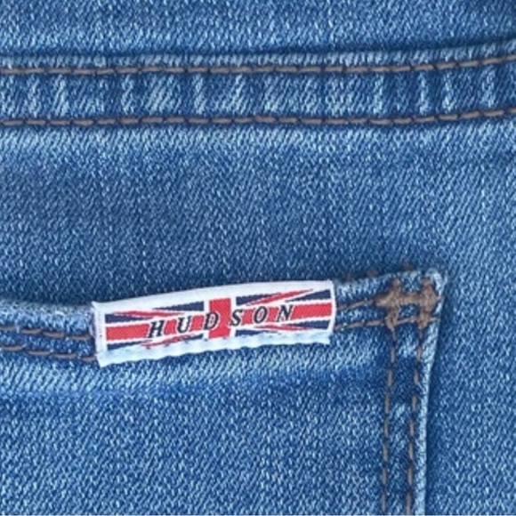 HUSON Blair High Rise Straight Cropped Ankle Jeans
Medium Wash Size 29 - Picture 8 of 9